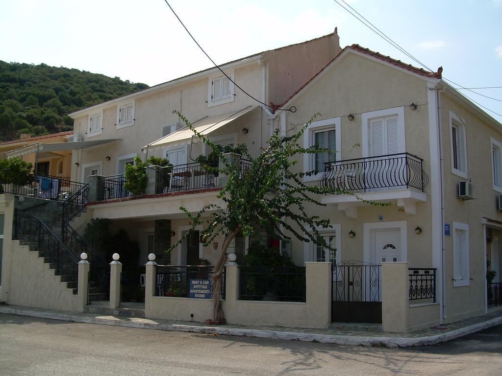 Starvillas Apartments And Studios Agia Efimia Exterior foto
